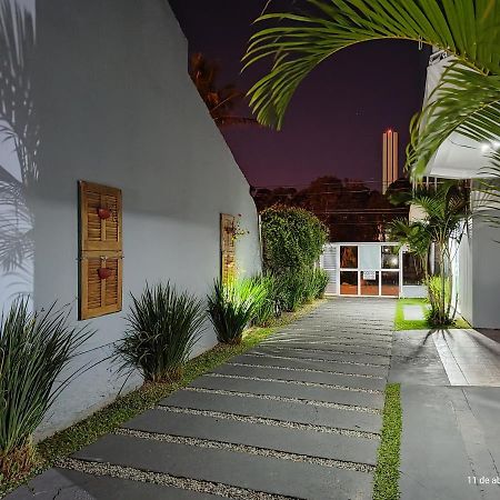 Residencial Bernardo, Meia Quadra Do Trapiche Florianópolis Exteriér fotografie