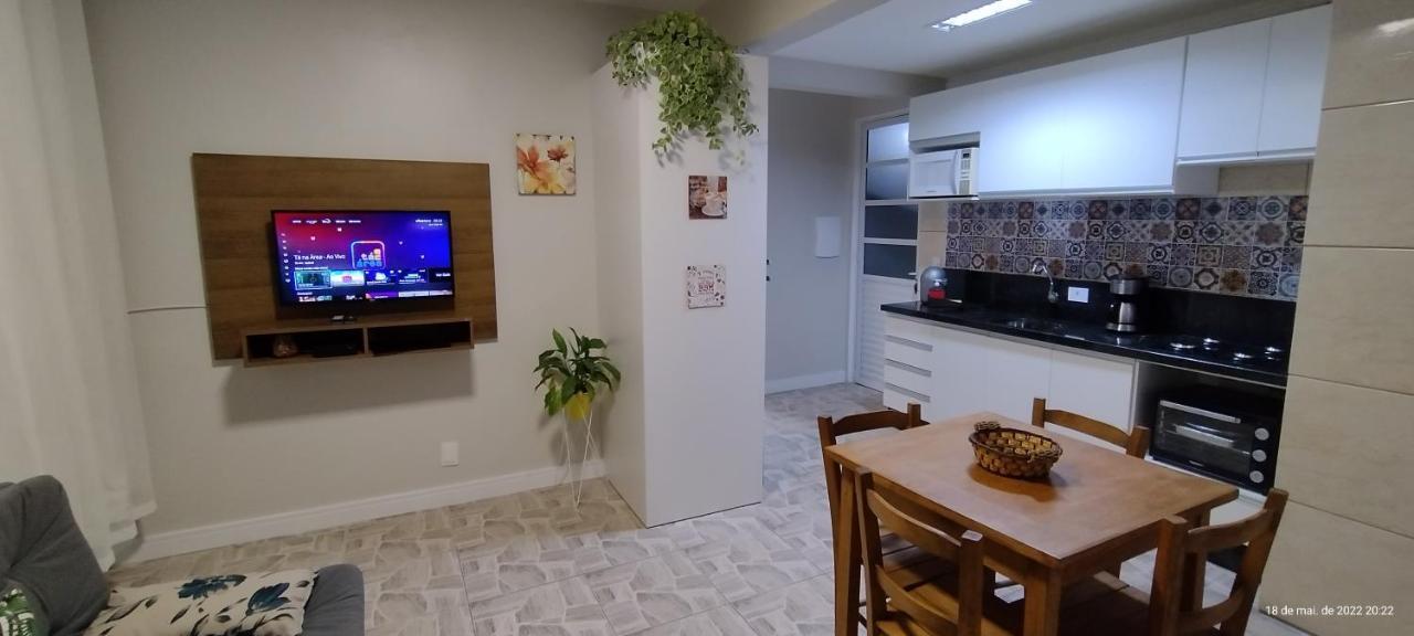 Residencial Bernardo, Meia Quadra Do Trapiche Florianópolis Exteriér fotografie