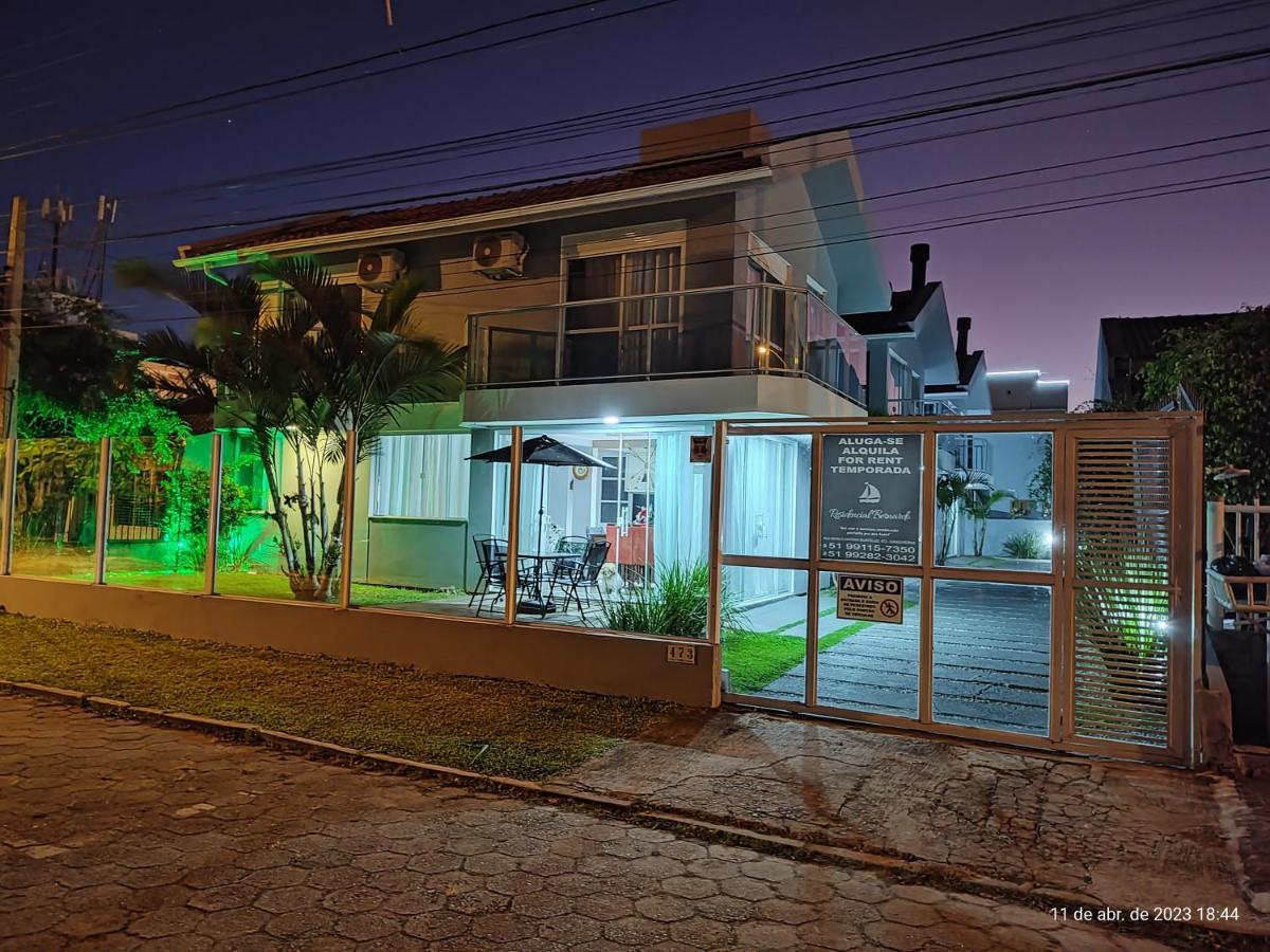 Residencial Bernardo, Meia Quadra Do Trapiche Florianópolis Exteriér fotografie